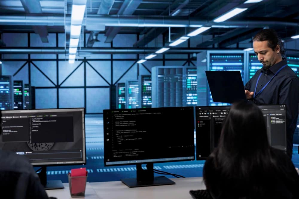Infogérance ou DSI interne : que choisir pour votre PME en Île-de-France ?